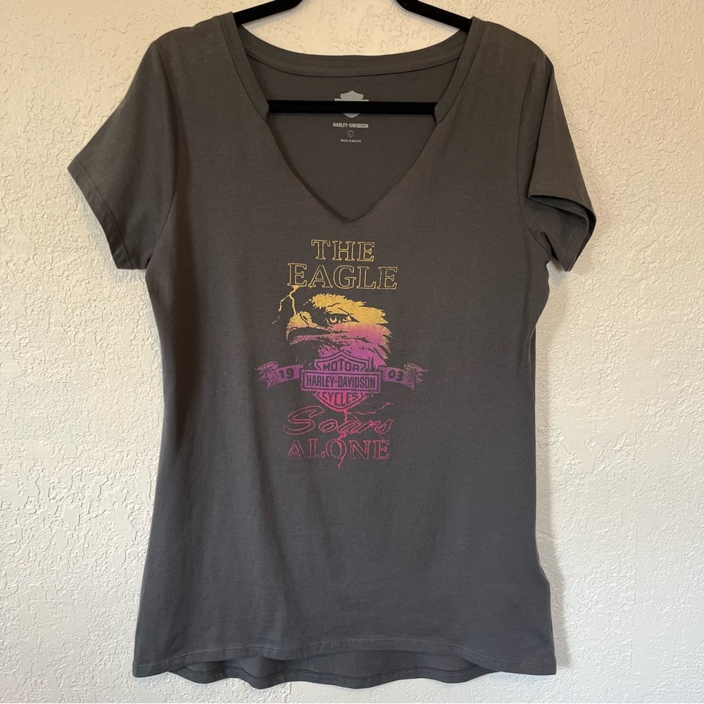 Harley Davidson The Eagle Soars Alone Graphic V Neck Short Sleeve Tee Large